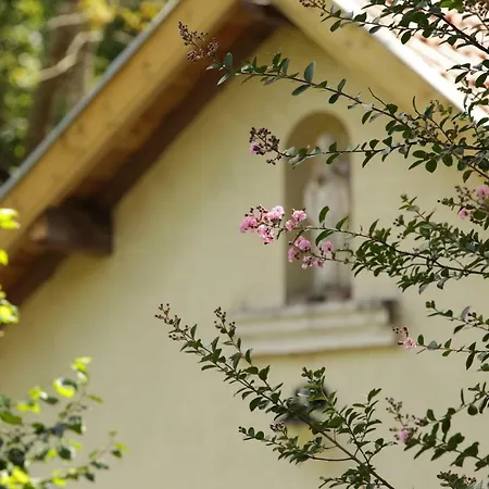 La Chapelle Du Chateau *