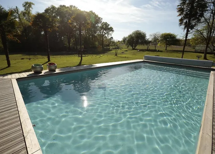 La Chapelle Du Chateau * Pouillon