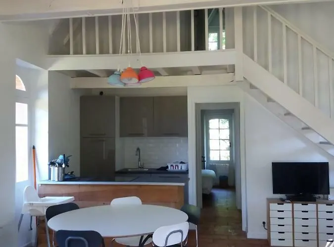 La Chapelle Du Chateau Dom wakacyjny Pouillon