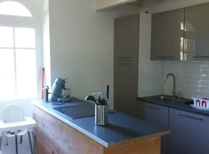 La Chapelle Du Chateau Dom wakacyjny *